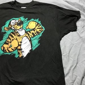 vintage tigger shirt